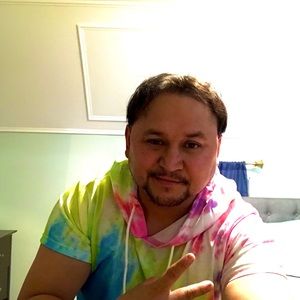 Meet your Posher, Rene